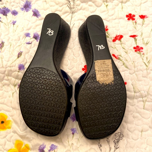 Talbots Sandals Dark Royal Blue Patent Leather Wedge Slip On WM SZ 8 1/2M - Picture 9 of 13